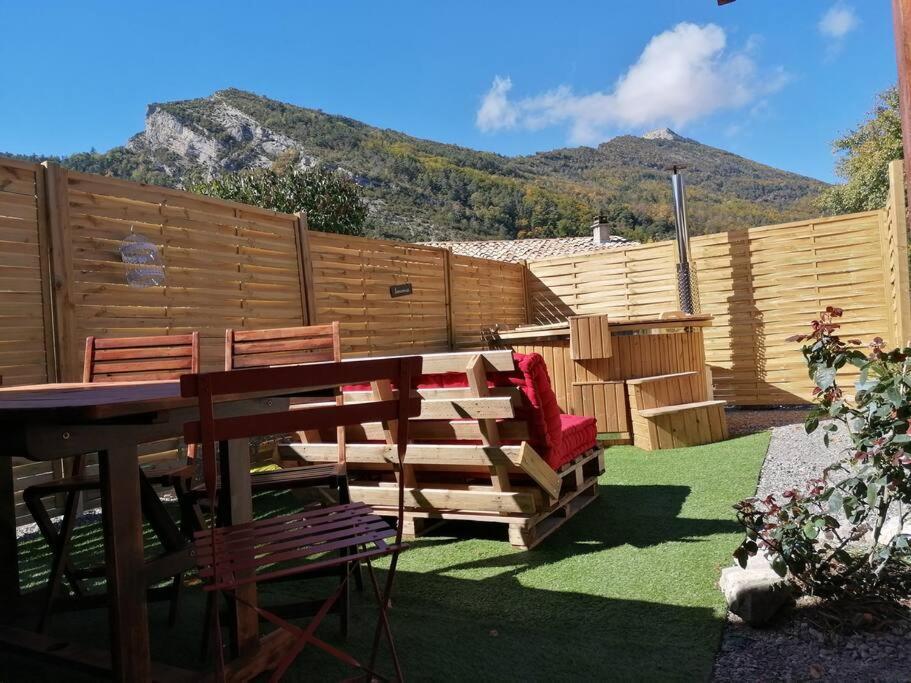 Gite L'Edelweiss 3* La Piarre Bagian luar foto